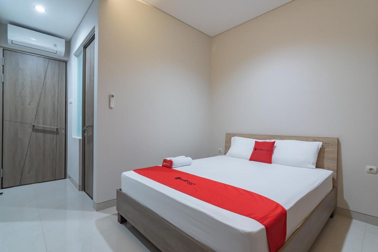 Reddoorz Plus @ Cirebon City Center Dış mekan fotoğraf
