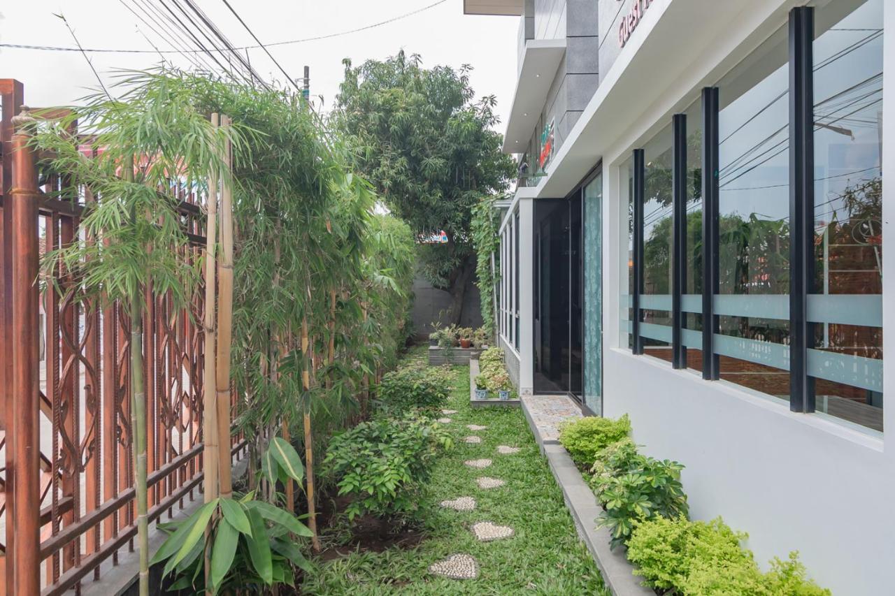Reddoorz Plus @ Cirebon City Center Dış mekan fotoğraf