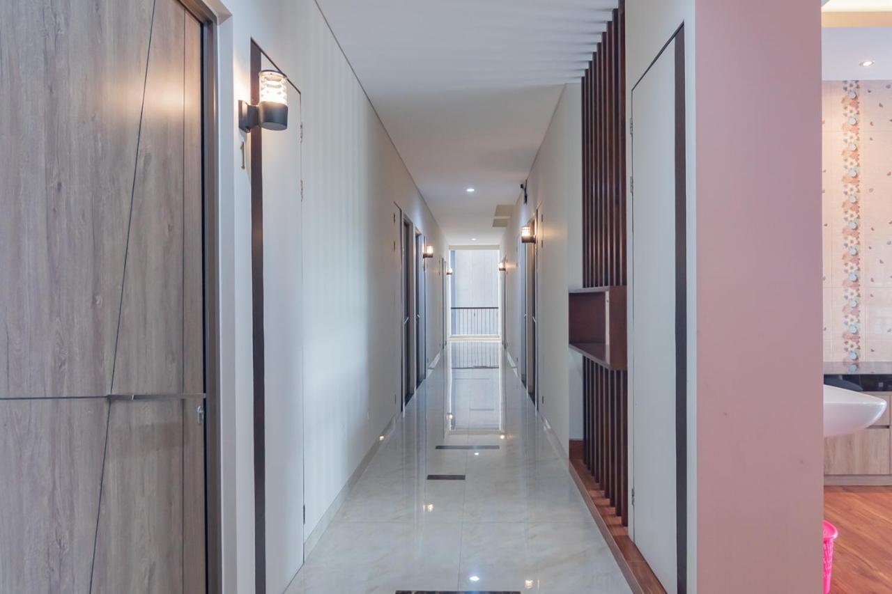 Reddoorz Plus @ Cirebon City Center Dış mekan fotoğraf
